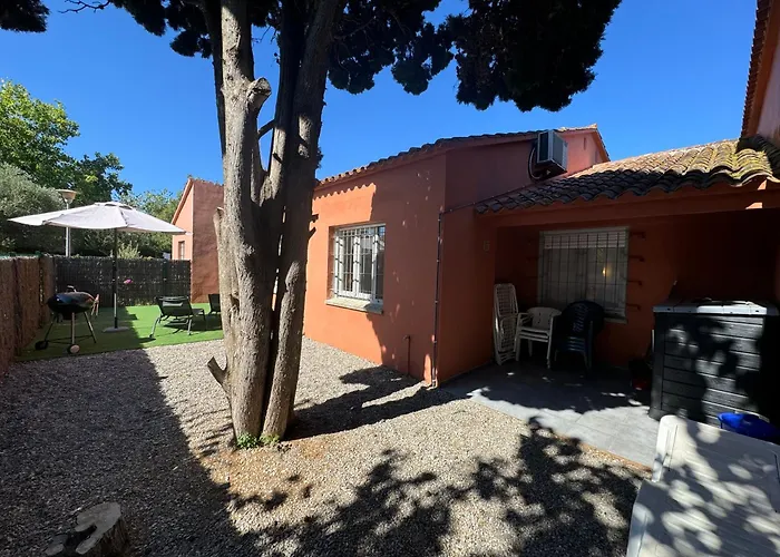 Gregal 1517 - Mas Pinell Vakantiehuis